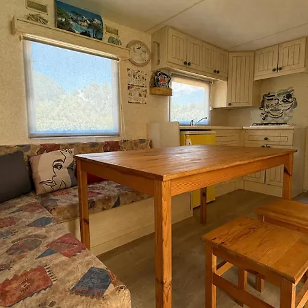 Mobilhome Terrain Privé Cuisine D été Sud Corse
